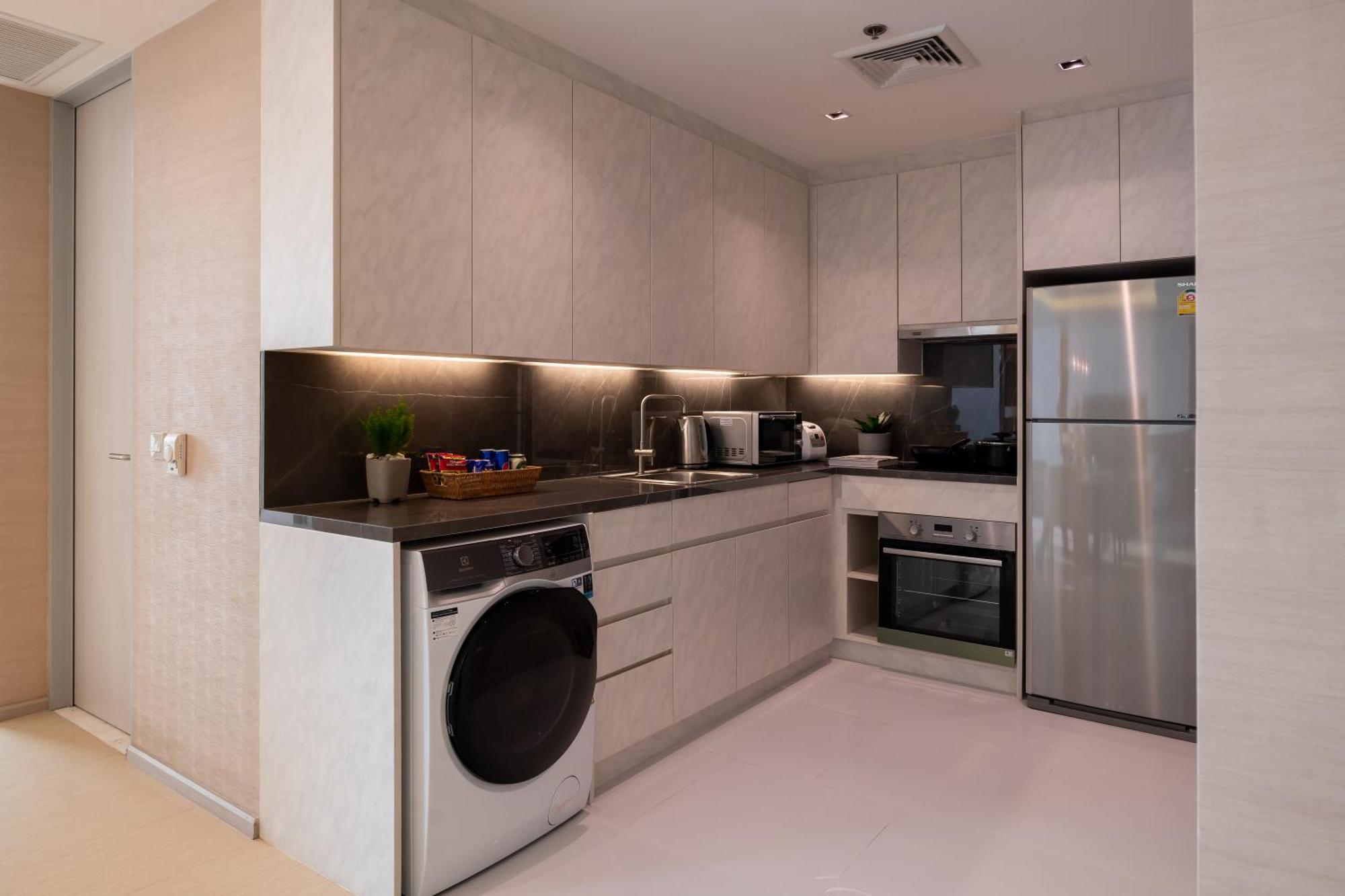 Jasmine 59 Hotel Банкок Екстериор снимка A kitchen in a residential apartment