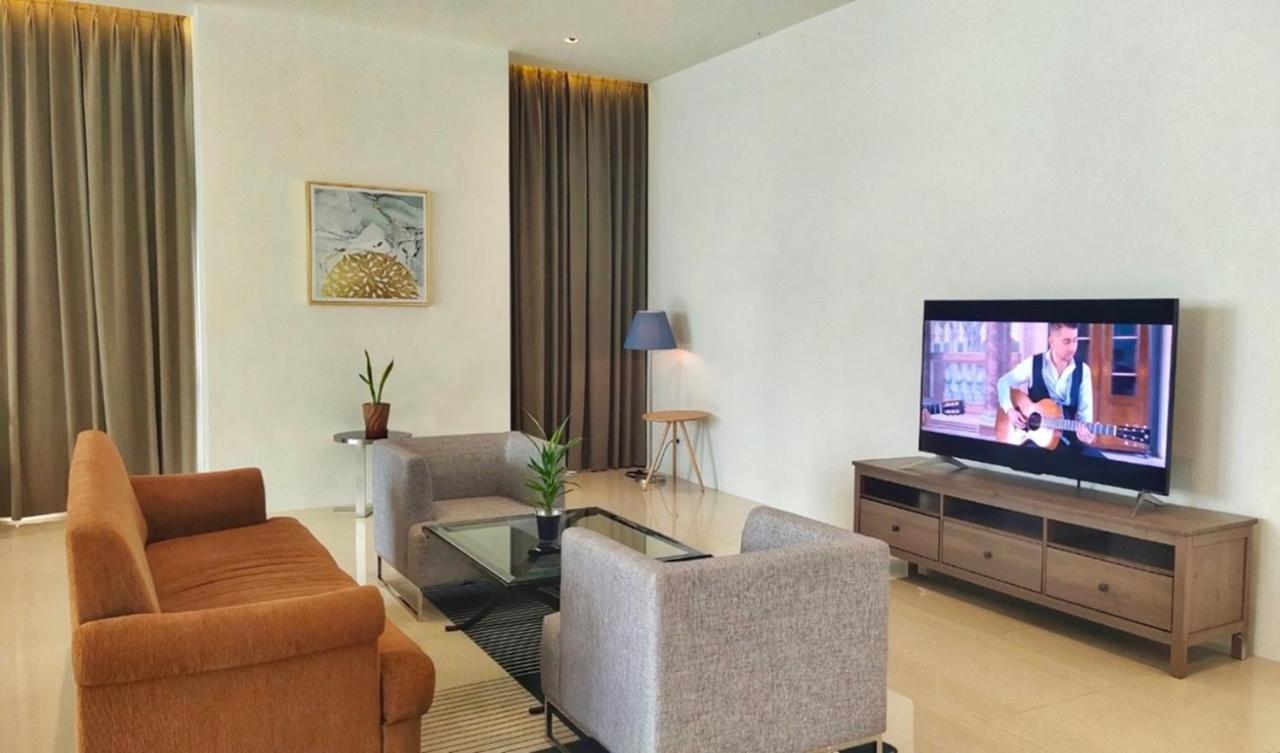 Jasmine 59 Hotel Банкок Екстериор снимка A living room in a serviced apartment in Ho Chi Minh City, Vietnam